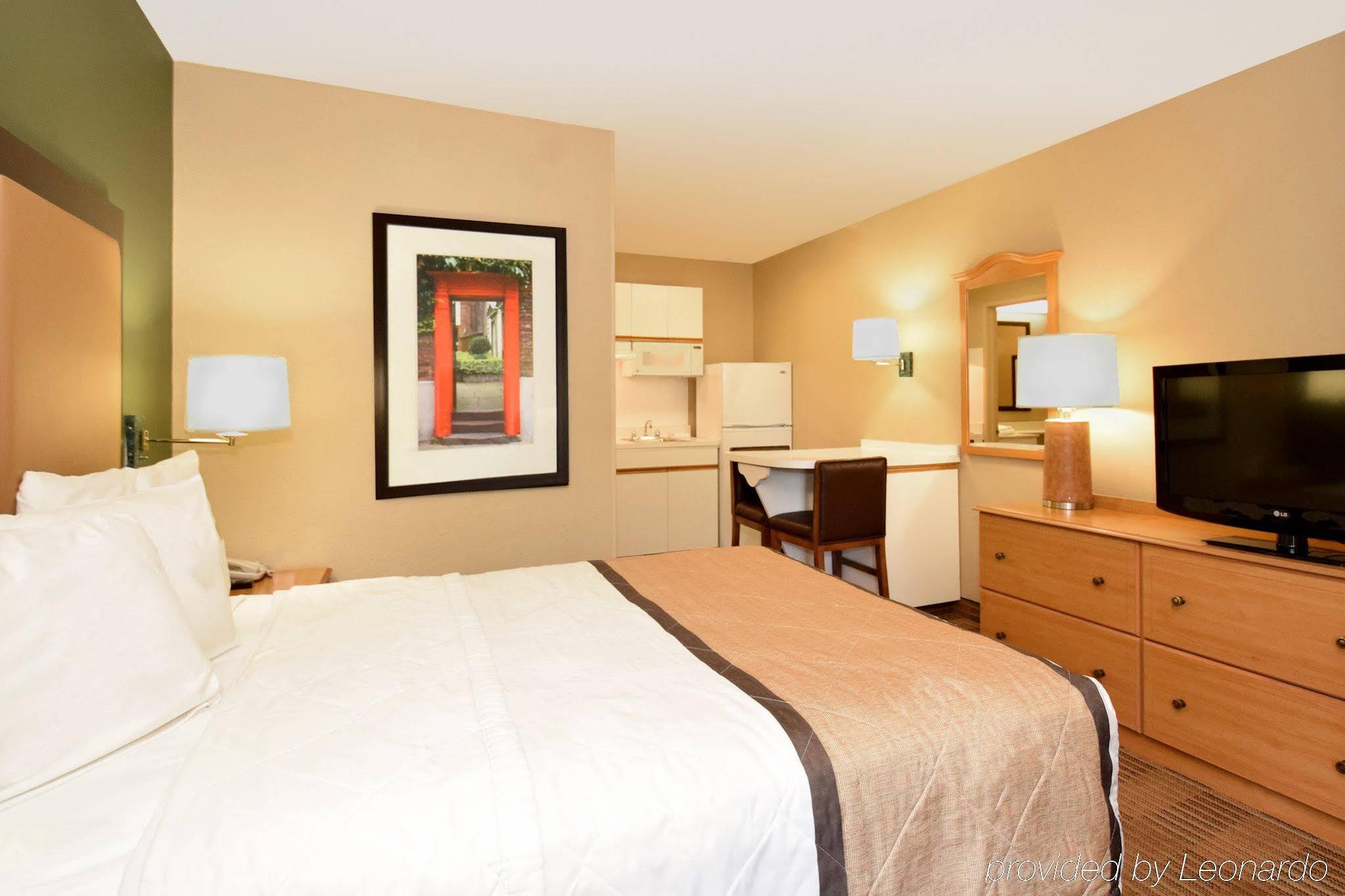 Extended America Select - Tampa - North Airport 2* West Chase