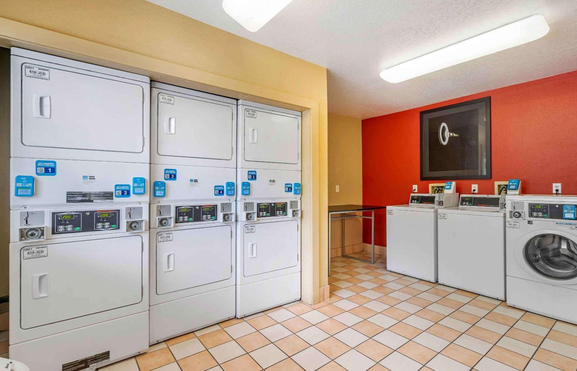 Extended America Select - Tampa - North Airport Hotel