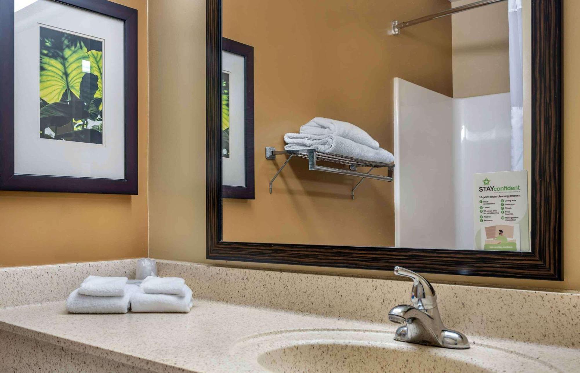 Extended America Select - Tampa - North Airport Hotel West Chase