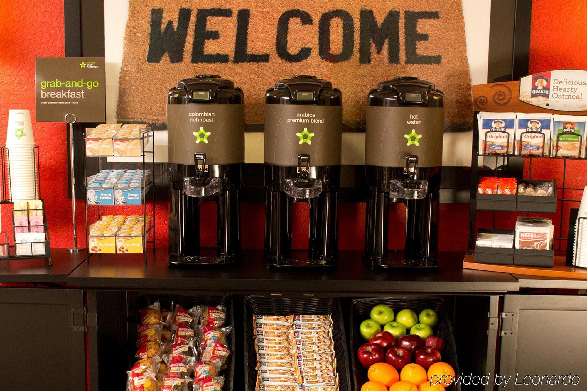 Extended America Select - Tampa - North Airport 2*