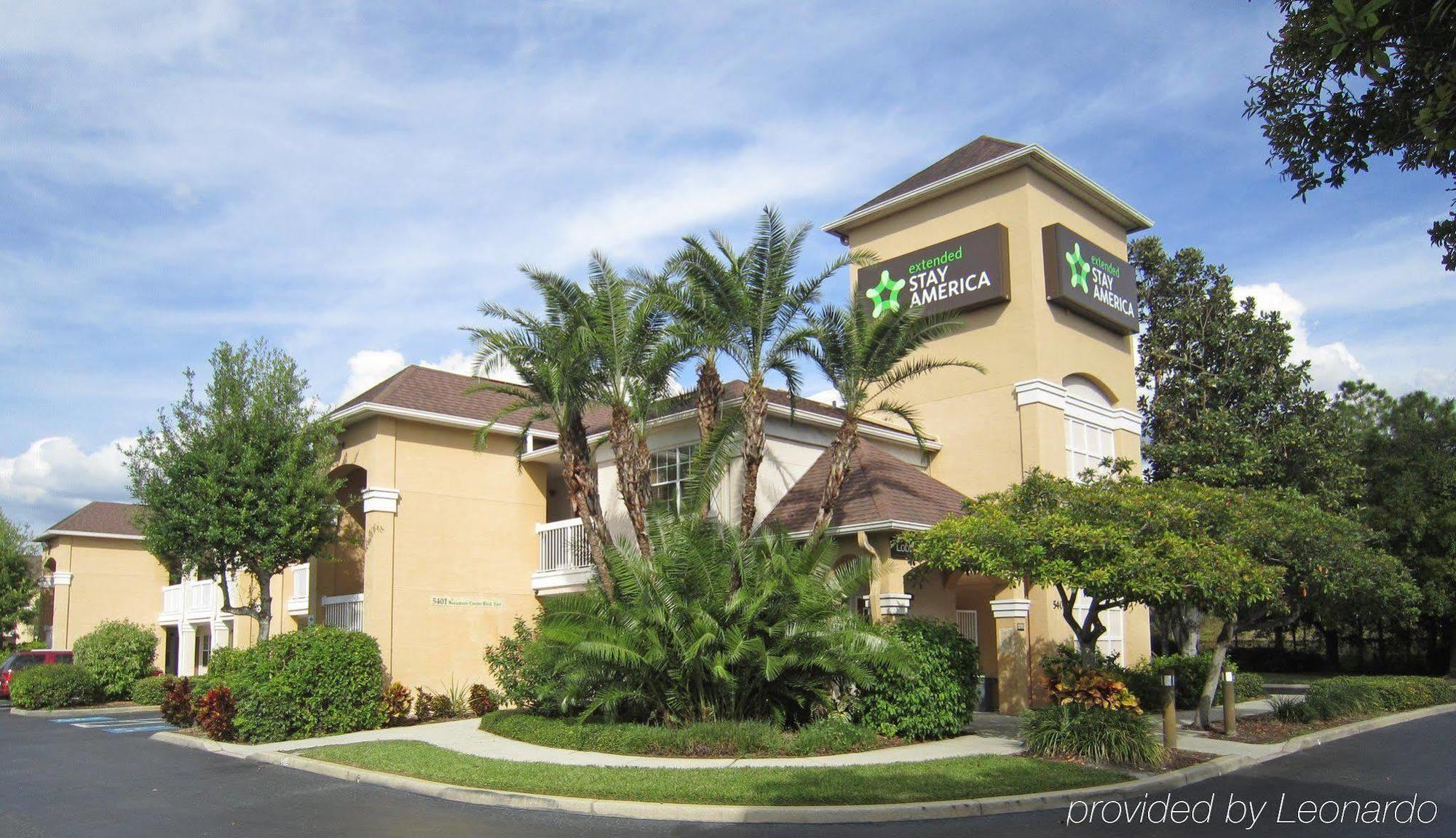 Extended America Select - Tampa - North Airport